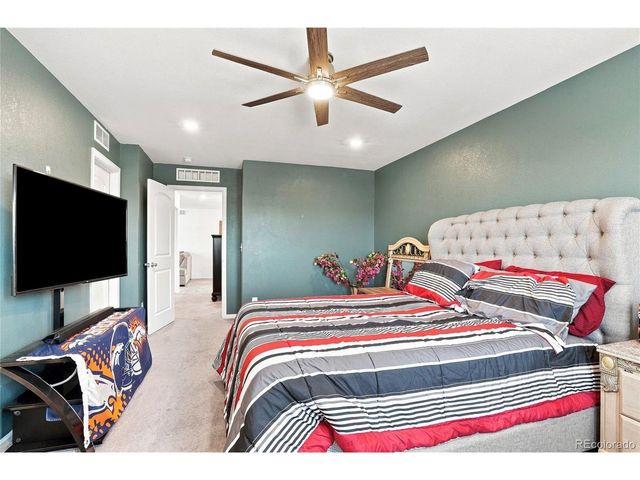21331 E 60th Ave, Aurora, CO 80019
