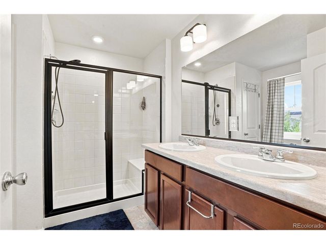 21331 E 60th Ave, Aurora, CO 80019