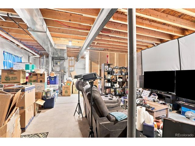 21331 E 60th Ave, Aurora, CO 80019