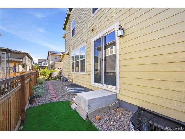 21331 E 60th Ave, Aurora, CO 80019