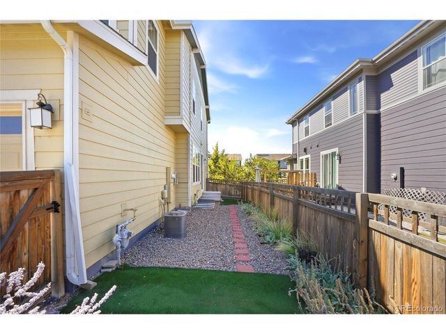 21331 E 60th Ave, Aurora, CO 80019