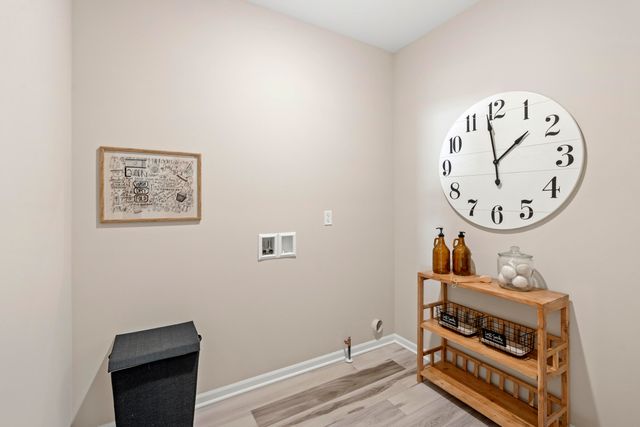 6775 E 103rd Lane, Crown Point, IN 46307