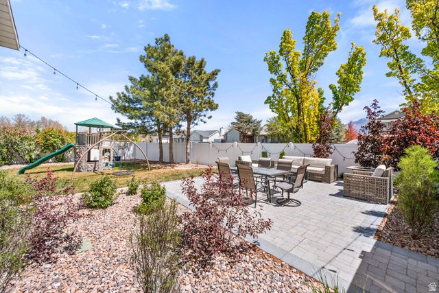 1372 W QUAIL COVEY CIR, Riverton, UT 84065