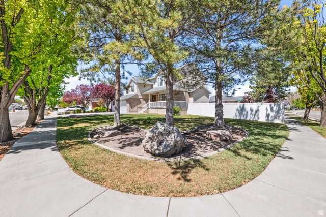 1372 W QUAIL COVEY CIR, Riverton, UT 84065