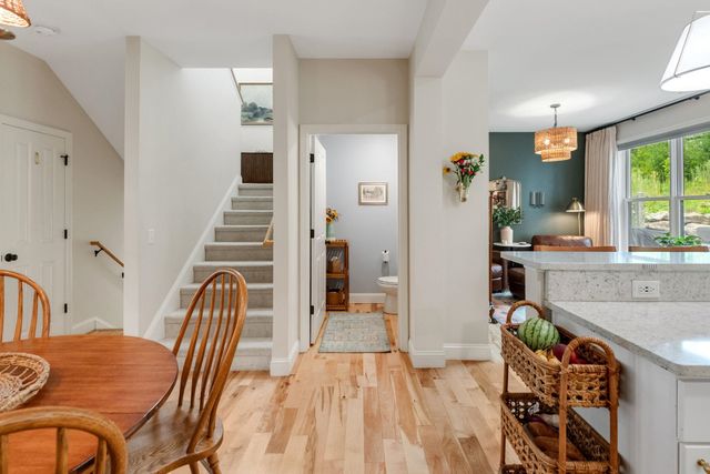 304 O'Brien Farm Road, South Burlington, VT 05403