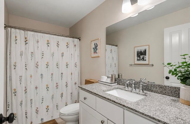 304 O'Brien Farm Road, South Burlington, VT 05403