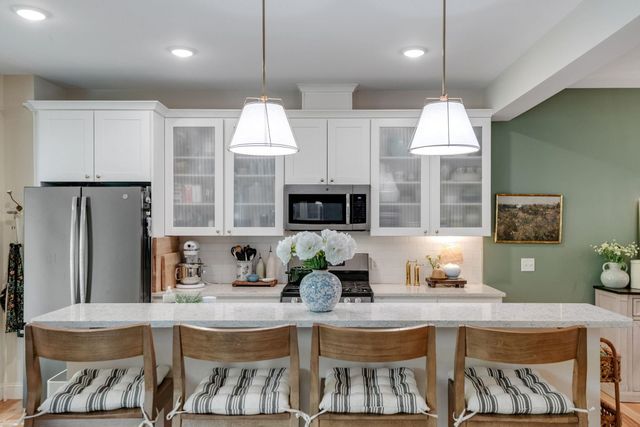 304 O'Brien Farm Road, South Burlington, VT 05403