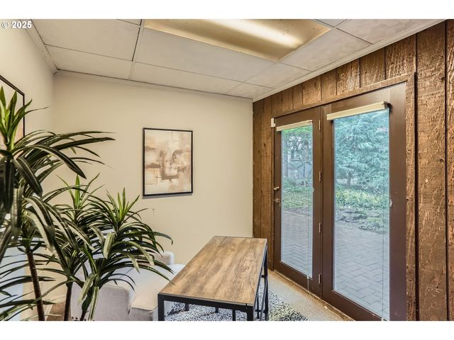 18435 TERRY Ave, Lake Oswego, OR 97035