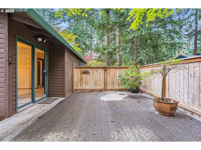 18435 TERRY Ave, Lake Oswego, OR 97035