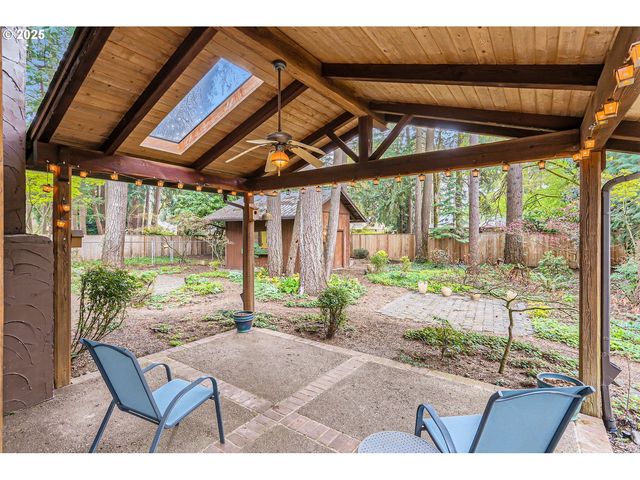 18435 TERRY Ave, Lake Oswego, OR 97035