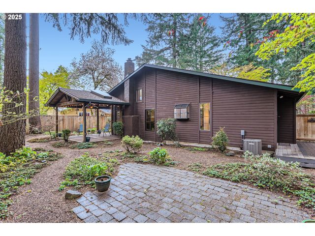 18435 TERRY Ave, Lake Oswego, OR 97035