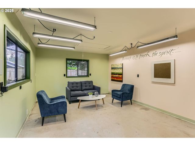 18435 TERRY Ave, Lake Oswego, OR 97035