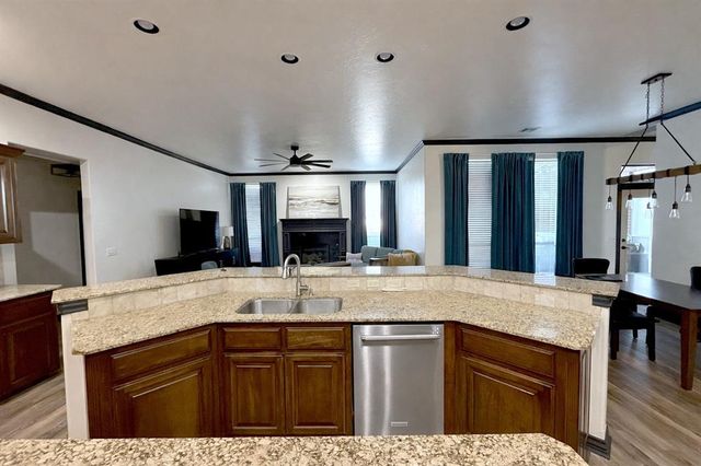 16605 Village Garden Drive, Edmond, OK 73012