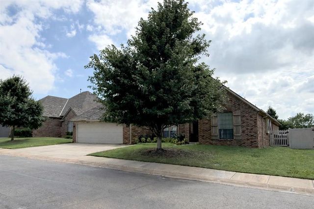 16605 Village Garden Drive, Edmond, OK 73012