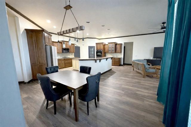 16605 Village Garden Drive, Edmond, OK 73012