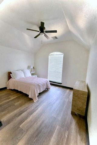 16605 Village Garden Drive, Edmond, OK 73012