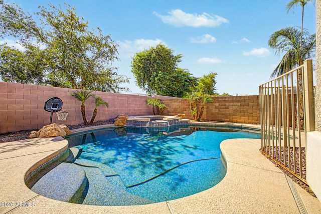 5722 N LAGUNA Drive, Litchfield Park, AZ 85340