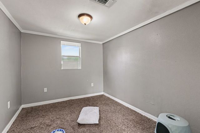 401 E 8th Street, Irving, TX 75060