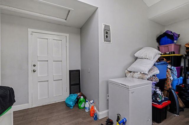 401 E 8th Street, Irving, TX 75060