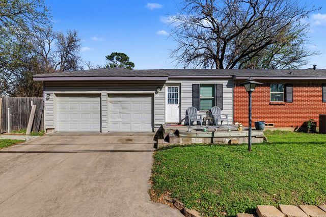 401 E 8th Street, Irving, TX 75060