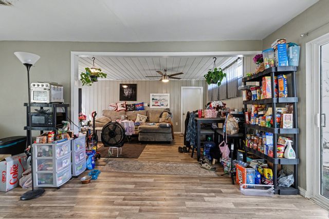 401 E 8th Street, Irving, TX 75060