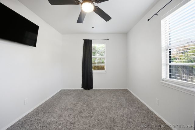 78 Cherokee Street, Canadian, OK 74425