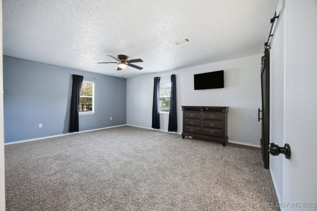 78 Cherokee Street, Canadian, OK 74425