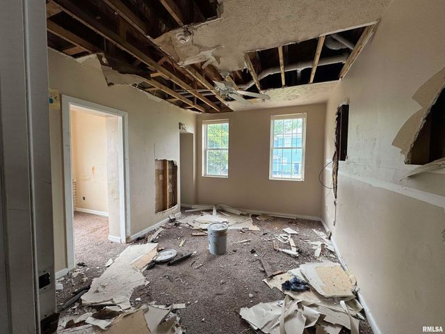 505 W MAIN Street, Carbondale, IL 62901