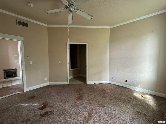 505 W MAIN Street, Carbondale, IL 62901