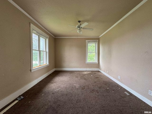 505 W MAIN Street, Carbondale, IL 62901