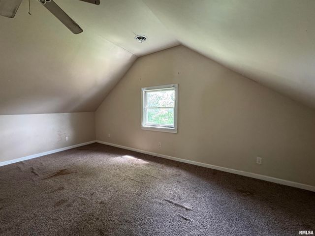 505 W MAIN Street, Carbondale, IL 62901