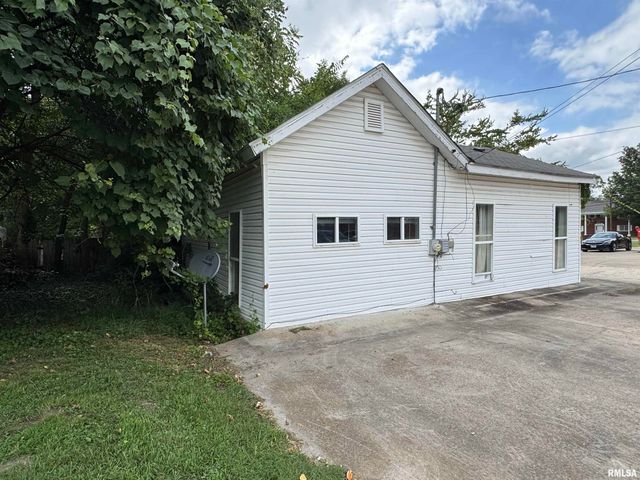 505 W MAIN Street, Carbondale, IL 62901