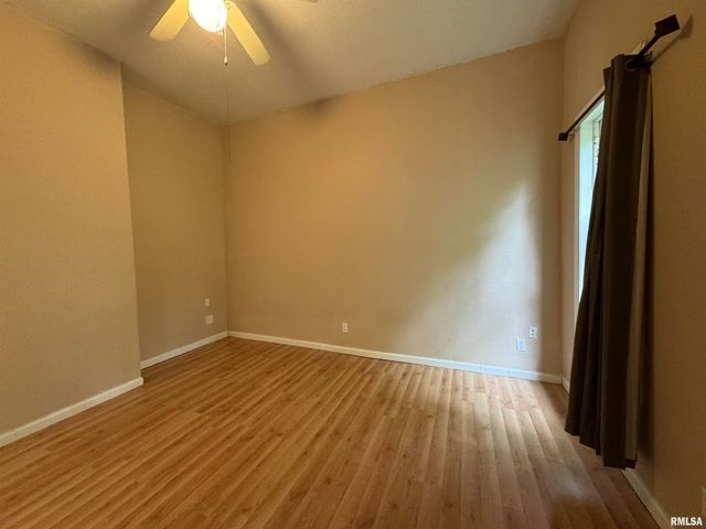 505 W MAIN Street, Carbondale, IL 62901