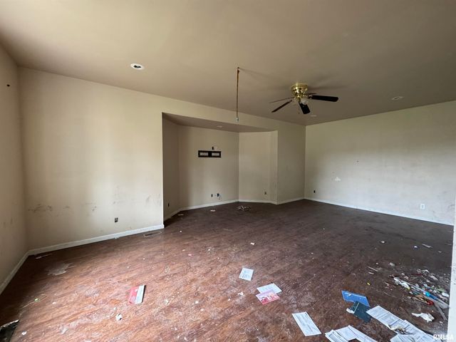 505 W MAIN Street, Carbondale, IL 62901