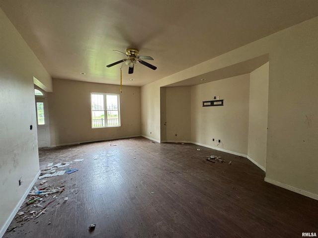 505 W MAIN Street, Carbondale, IL 62901