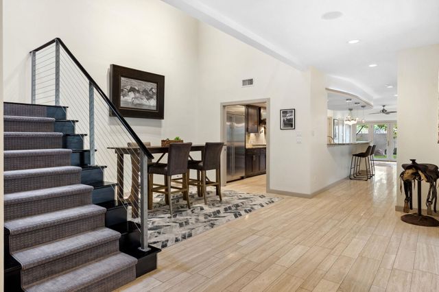 9 Swiftwater TRL, The Hills, TX 78738