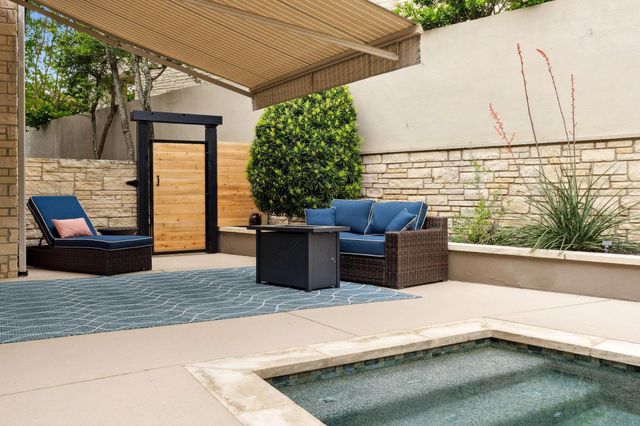 9 Swiftwater TRL, The Hills, TX 78738