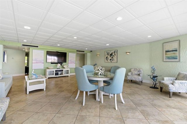 4939 FLORAMAR TERRACE 501, New Port Richey, FL 34652