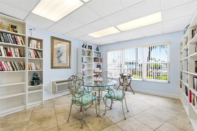 4939 FLORAMAR TERRACE 501, New Port Richey, FL 34652