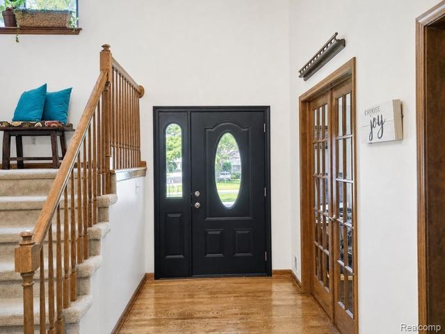 15743 Greenview, Fraser, MI 48026