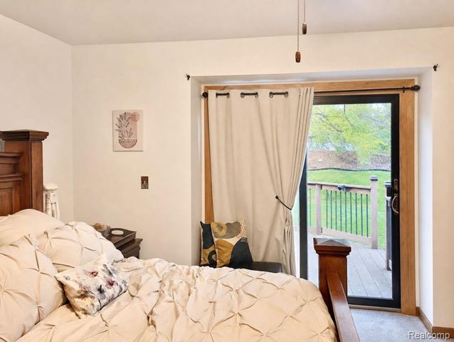 15743 Greenview, Fraser, MI 48026