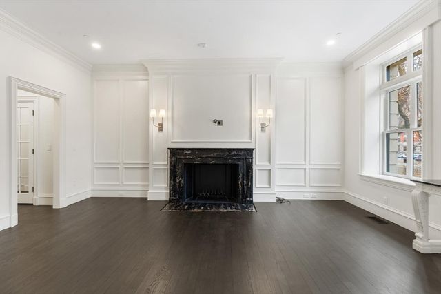 409 Commonwealth Avenue B, Boston, MA 02215