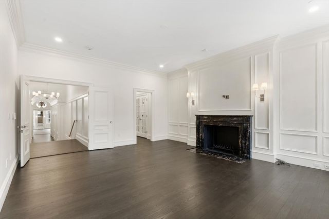 409 Commonwealth Avenue B, Boston, MA 02215