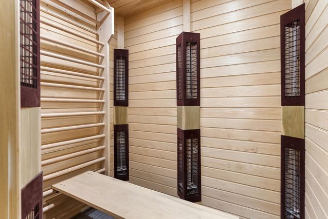 409 Commonwealth Avenue B, Boston, MA 02215