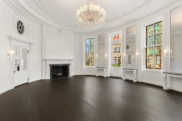 409 Commonwealth Avenue B, Boston, MA 02215