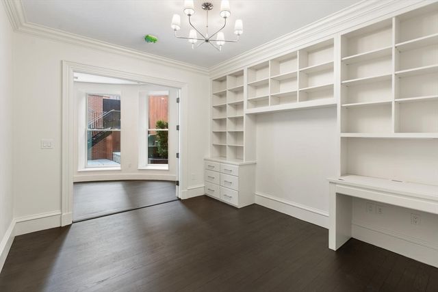 409 Commonwealth Avenue B, Boston, MA 02215