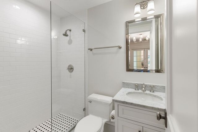 409 Commonwealth Avenue B, Boston, MA 02215