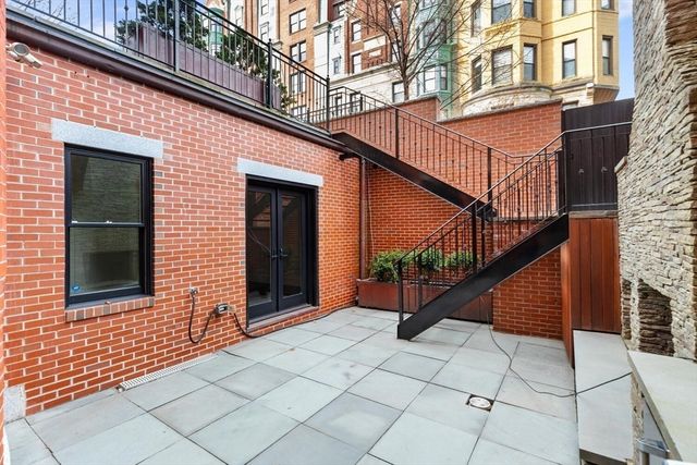 409 Commonwealth Avenue B, Boston, MA 02215