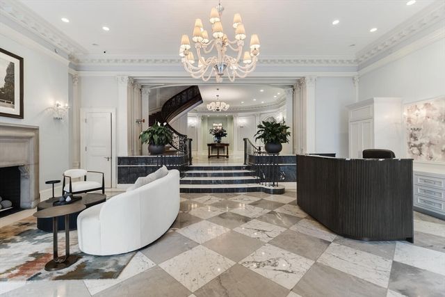 409 Commonwealth Avenue B, Boston, MA 02215