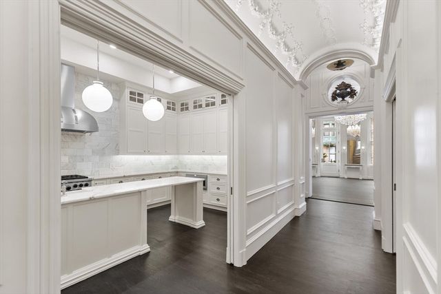 409 Commonwealth Avenue B, Boston, MA 02215